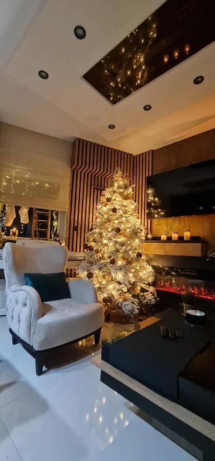 Design Apartment Platinium Spa Lux 5 Star "Havana" Completely Private Wellness & Spa Free Included Sauna & Jacuzzi & Salt Wall & Fire Place & 3D Ceilings & Business Wifi & Netflix & Keyless Code Entry & Full Smart App & Secure 2 Parking Place Чуприя Экстерьер фото