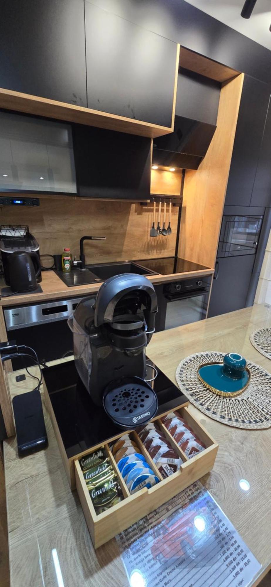 Design Apartment Platinium Spa Lux 5 Star "Havana" Completely Private Wellness & Spa Free Included Sauna & Jacuzzi & Salt Wall & Fire Place & 3D Ceilings & Business Wifi & Netflix & Keyless Code Entry & Full Smart App & Secure 2 Parking Place Чуприя Экстерьер фото